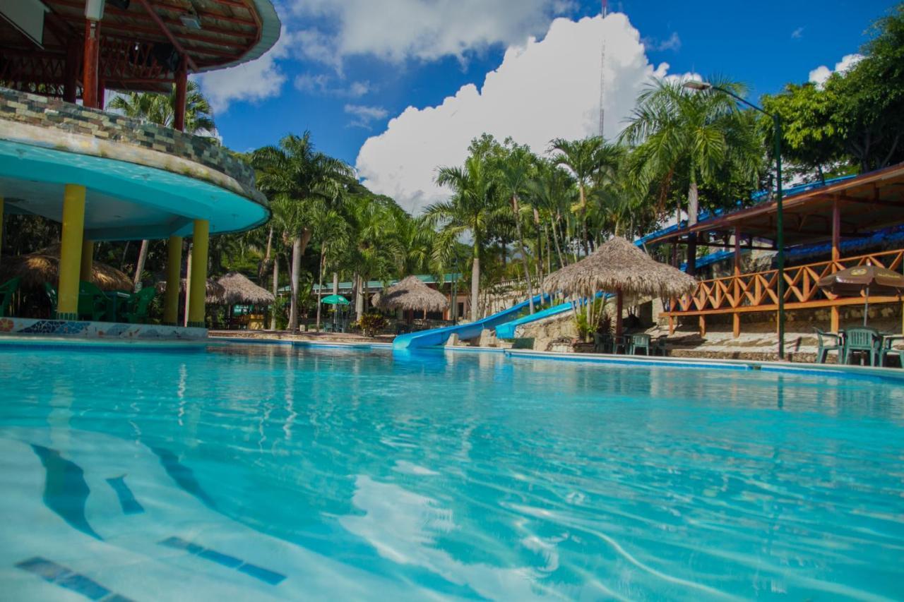 Hotel Colinas Del Rey Ато-Майор Экстерьер фото
